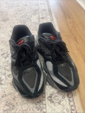 New Balance Black and Gray Mesh Athletic Sneakers